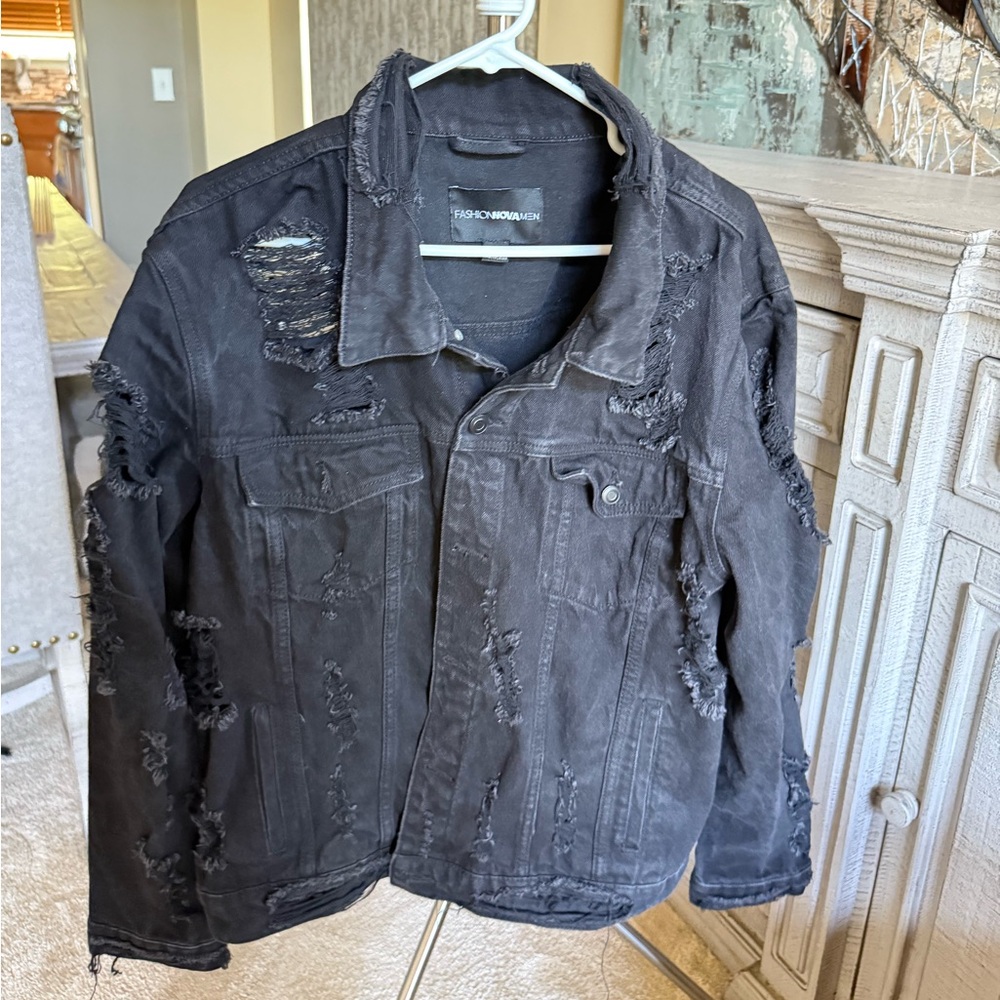 Fashion Nova Black Lightweight Shirt Jacket